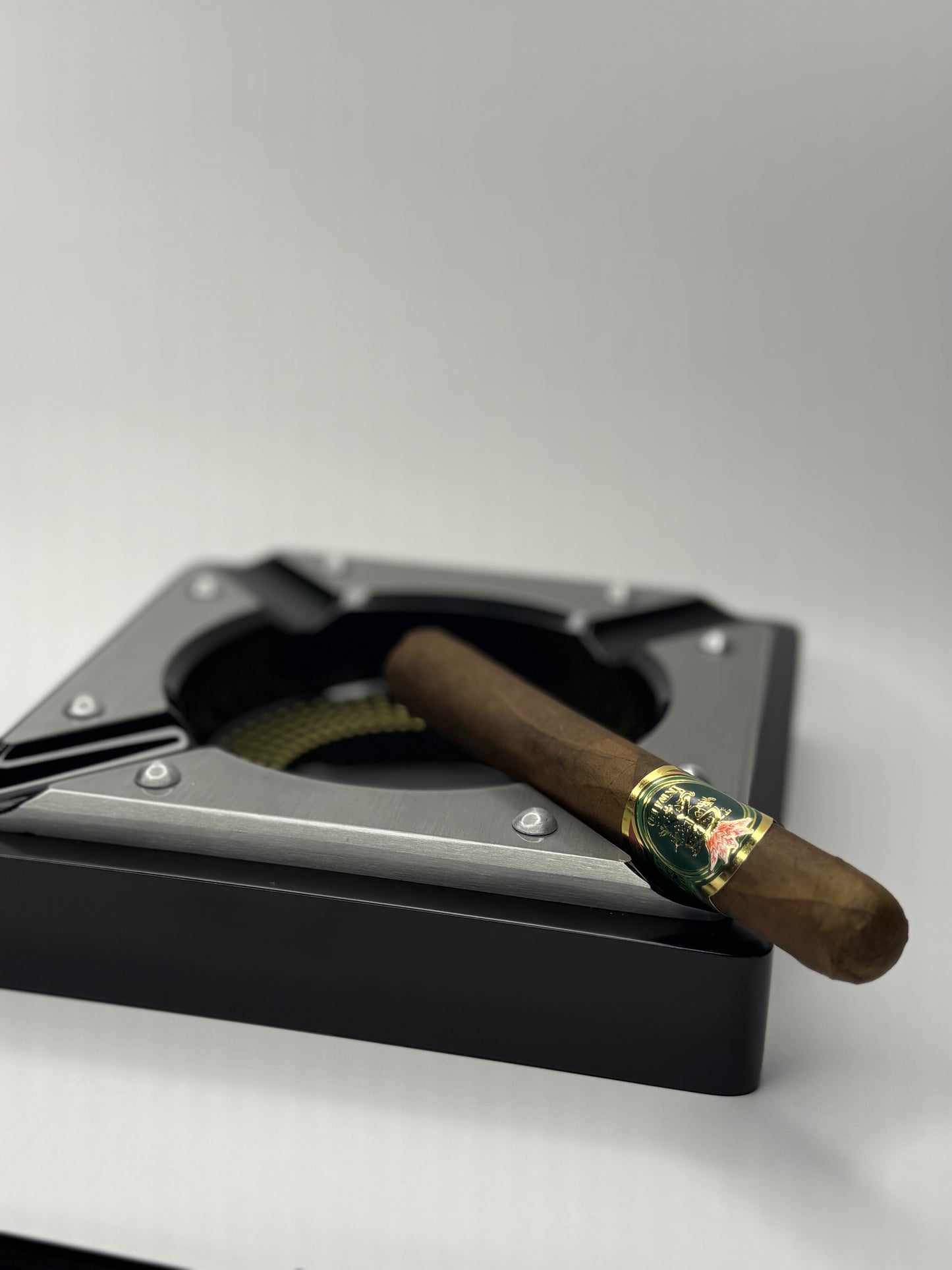 4 Cigar Black Metal Ashtray with Contemporary Metal Accents