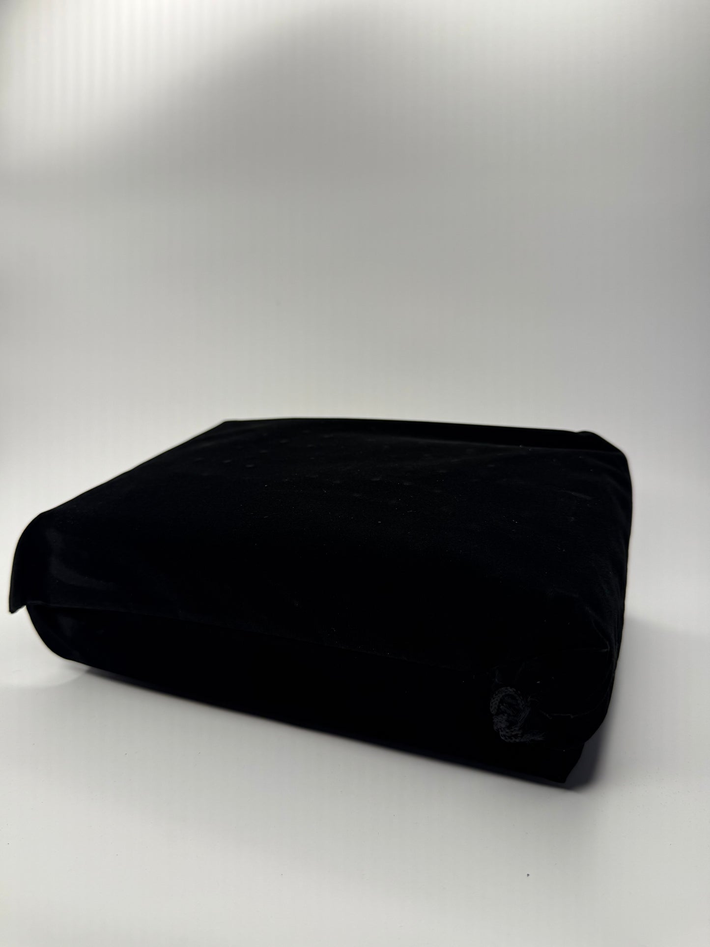 4-8 ct Manhattan Travel Cigar Case Humidor w/ on Board Accessories