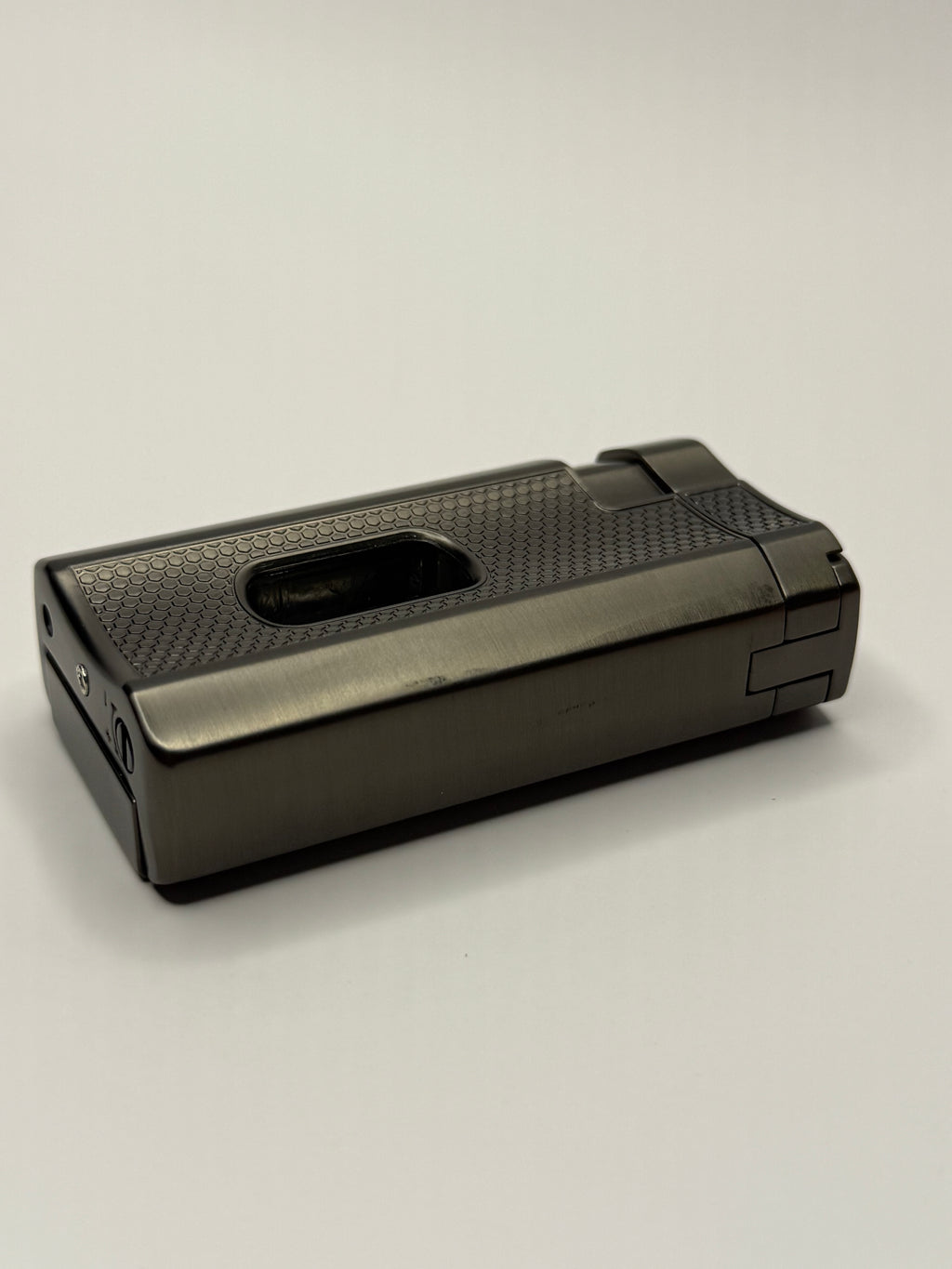 Lumina Torch w/ V-Cut (Gun Metal)