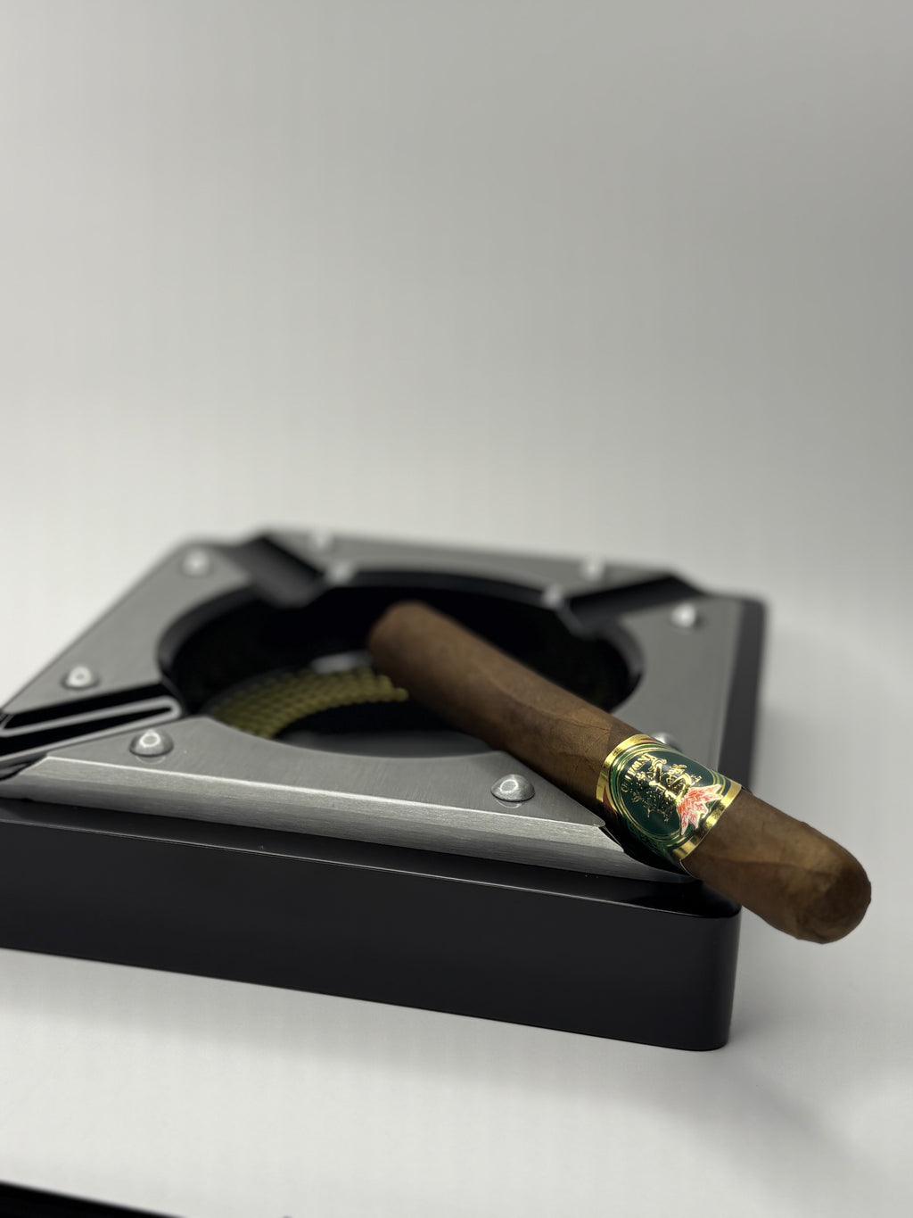 4 Cigar Black Metal Ashtray with Contemporary Metal Accents