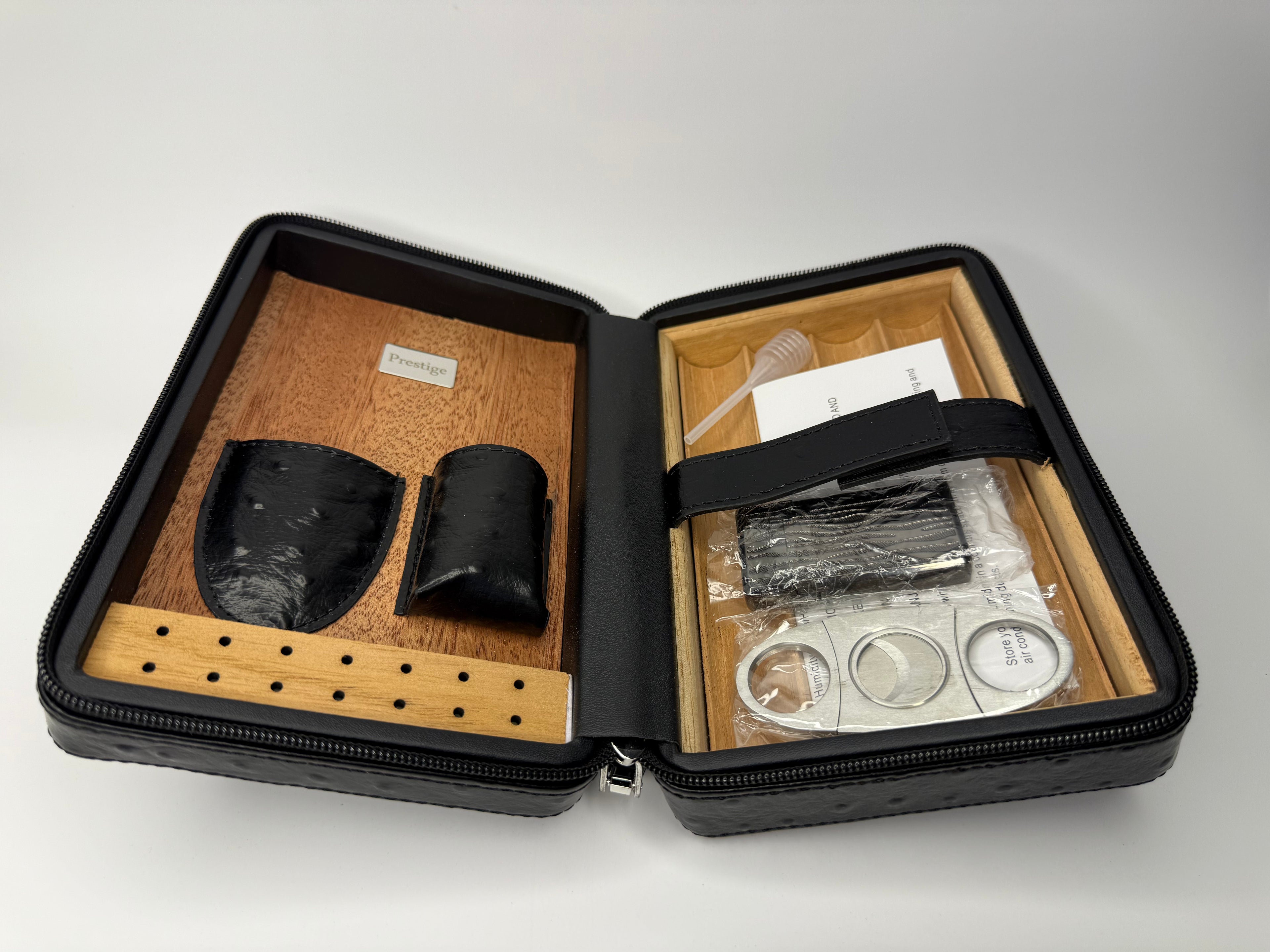 4-8 ct Manhattan Travel Cigar Case Humidor w/ on Board Accessories